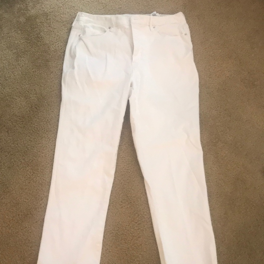 Good American white jeans
